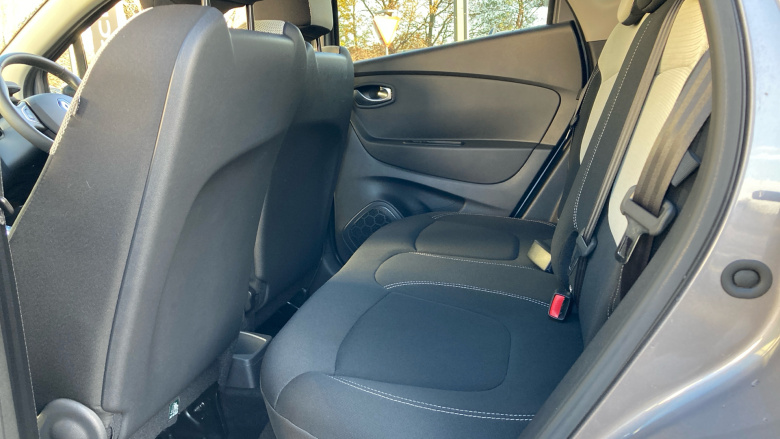 Renault Captur 0.9 TCE 90 Iconic 5dr Petrol Hatchback